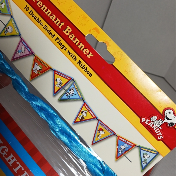Peanuts Pennant Banner Double Sided Flags w Ribbons 10 Pack You Can Be Anything - Picture 3 of 7